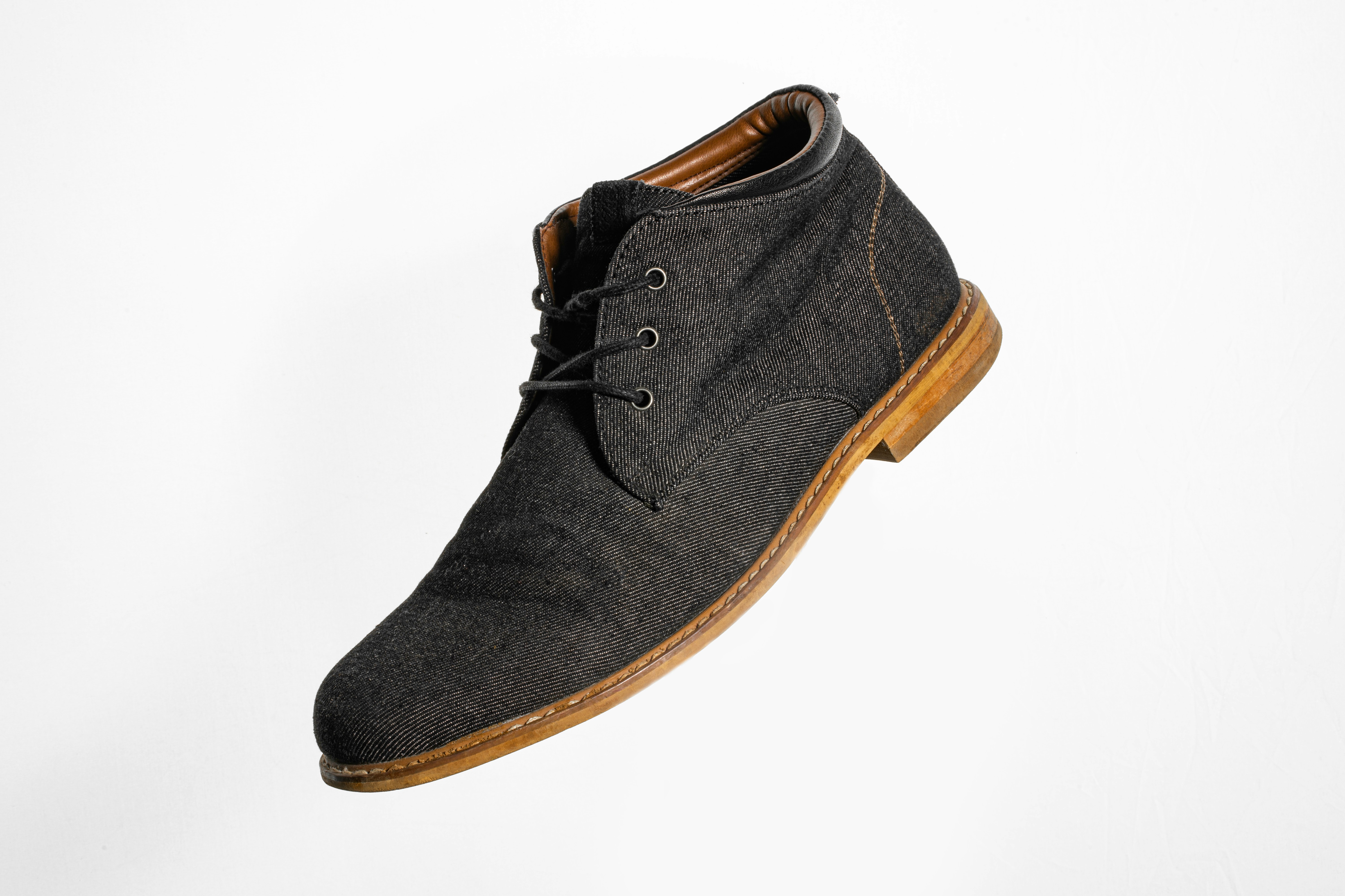 Grey boot with camel-colored sole